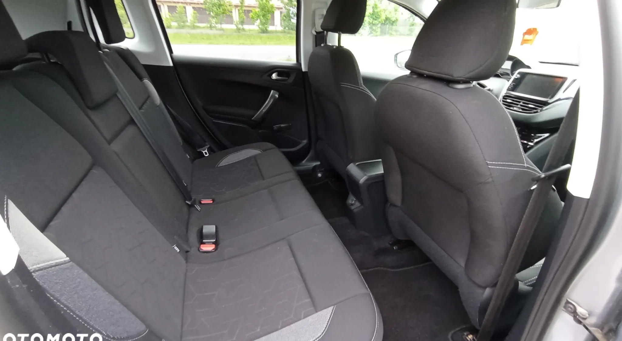 Peugeot 2008 cena 41900 przebieg: 149000, rok produkcji 2017 z Żuromin małe 379